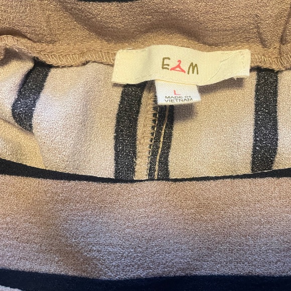 E&M Stripped Pants - Picture 6 of 6